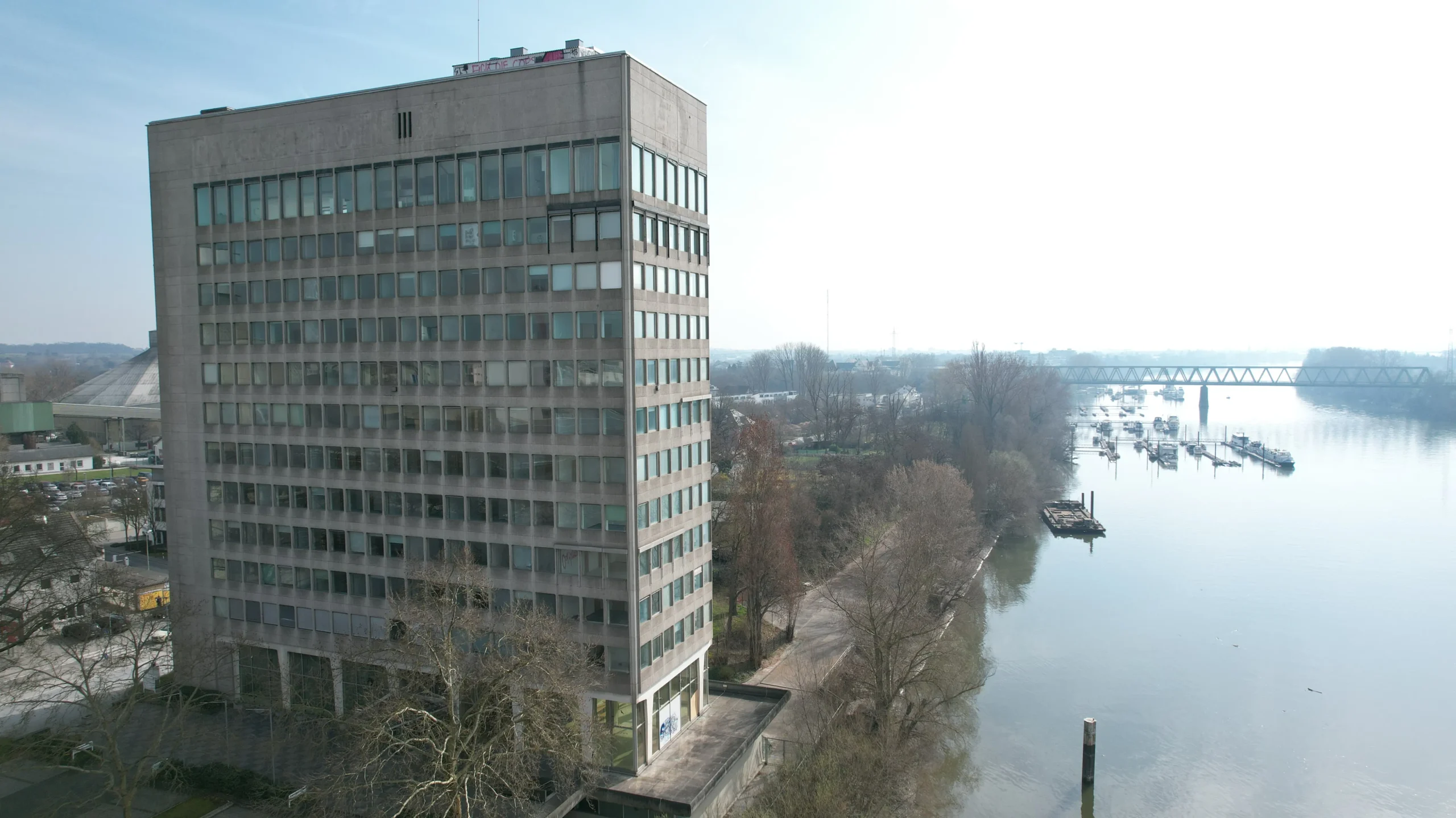 Bild von einem Hochhaus