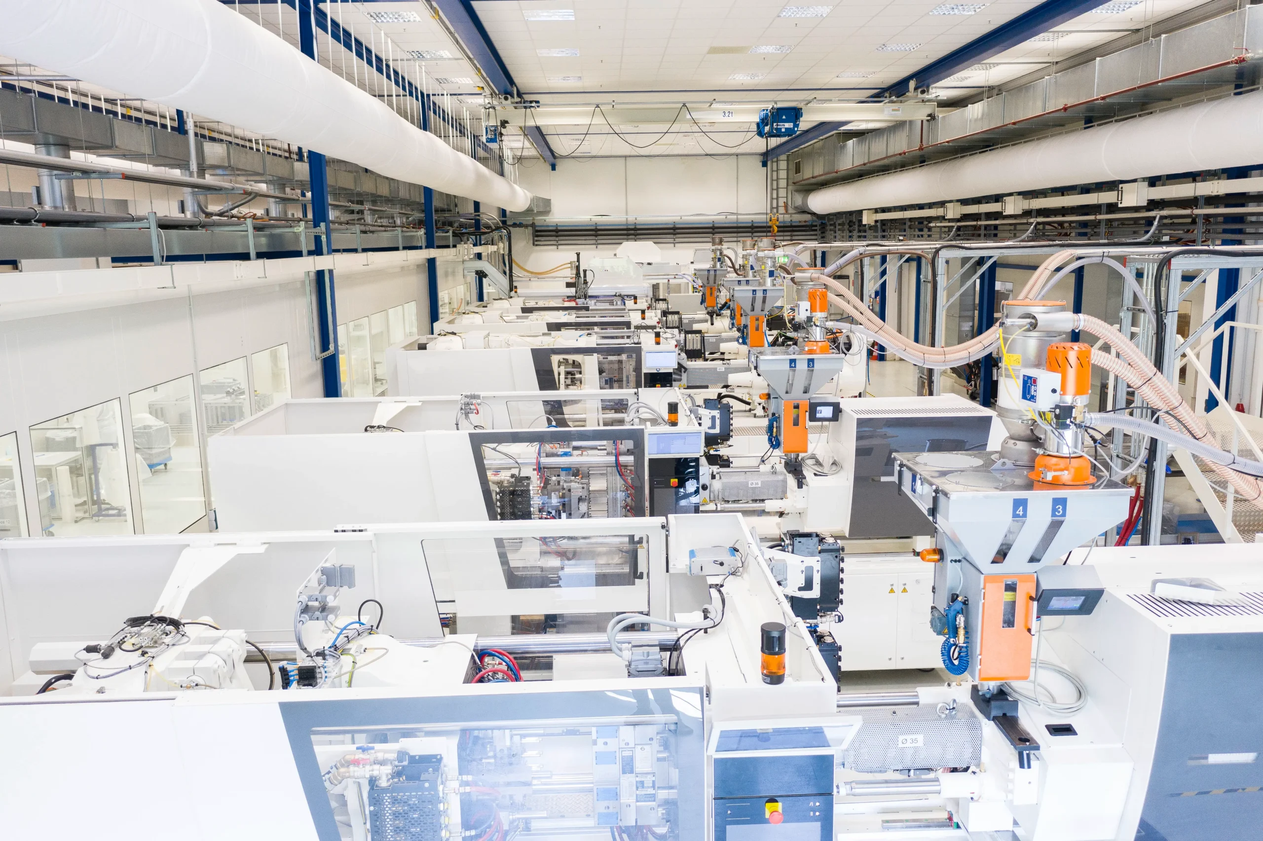 Präzise Spritzgießproduktion mit modernster Technologie